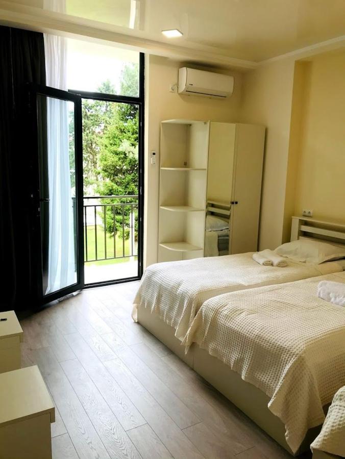 Gurya Hotel Kobuleti Exterior photo
